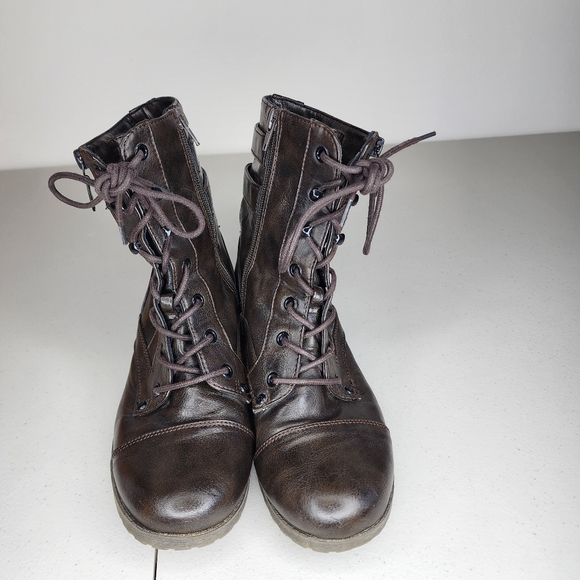 G by Guess Shoes - G by Guess Size 8.5